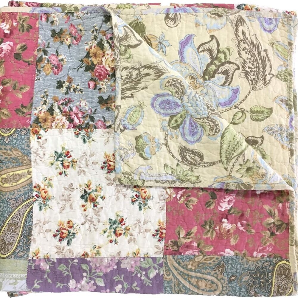 Greenland Home Blooming Prairie Quilted Patchwork Throw - Picture 3 of 7
